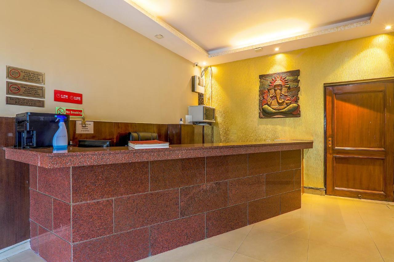 Hotel Executive Hasanganj Esterno foto